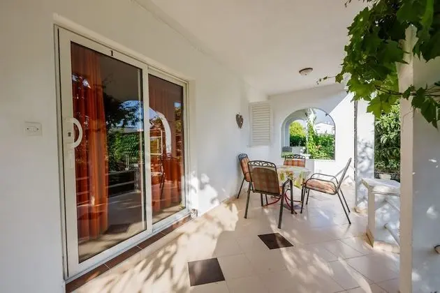 Apart Daire, Teras (A1)