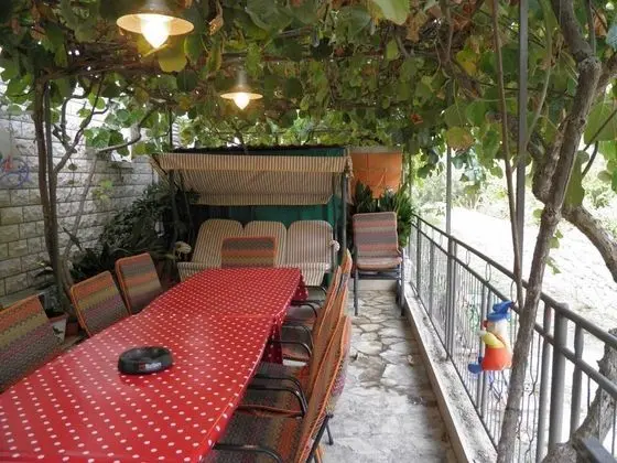 Apart Daire (Three Bedroom Apartment With Terrace )