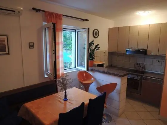 Apart Daire (Two Bedroom Apartment With Terrace Ga)