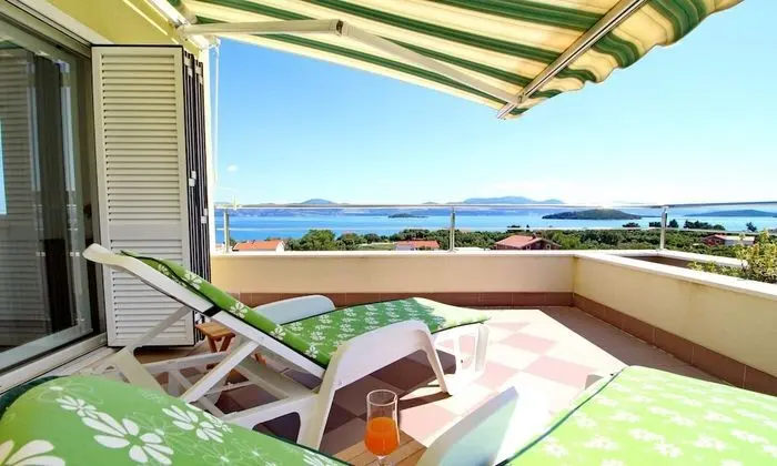 Apart Daire (Two-Bedroom Apartment  Balcony and Se)