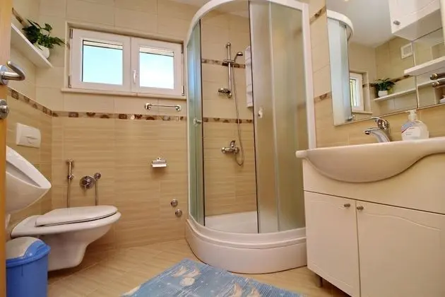 Apart Daire (Two-Bedroom Apartment  Balcony and Se)