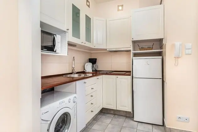 Apart Daire, 1 Yatak Odası, Balkon, Bahçe Manzaralı