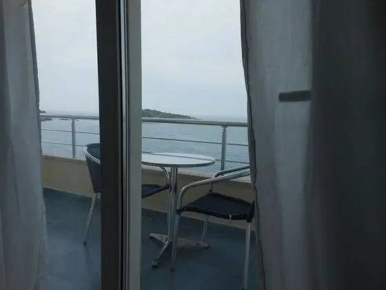 Tek Büyük veya İki Ayrı Yataklı Oda, Kişiye Özel Havuzlu, Plaj Kenarı