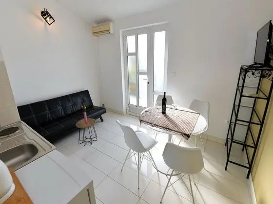 Apart Daire (One bedroom apartment with Balcony an)
