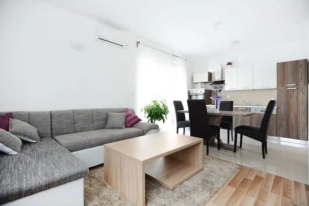 Apart Daire, 2 Yatak Odası, Balkon