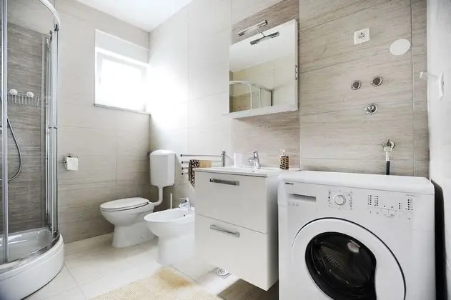 Grand Apart Daire, 2 Yatak Odası, Avlu Manzaralı, Zemin Kat
