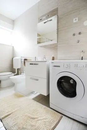 Grand Apart Daire, 2 Yatak Odası, Avlu Manzaralı, Zemin Kat