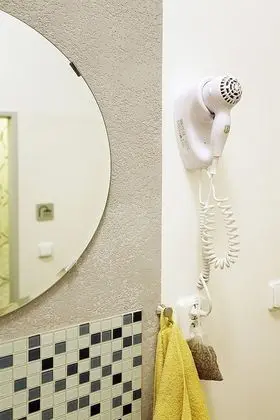 Basic Dört Kişilik Oda, Ortak Banyo