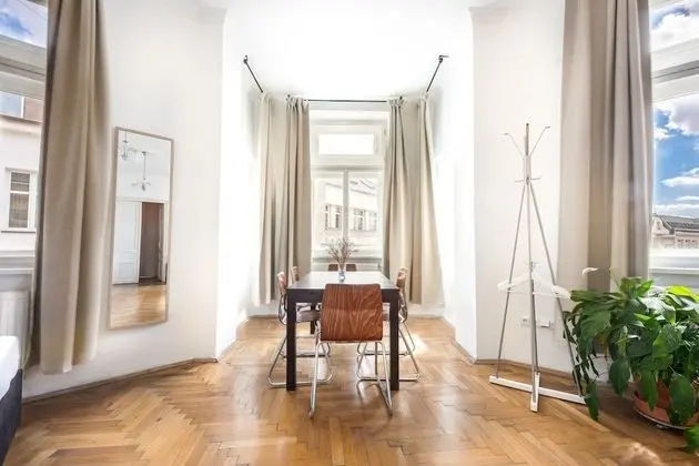 Family Oda, 1 Yatak Odası, Ortak Banyo, Şehir Manzaralı
