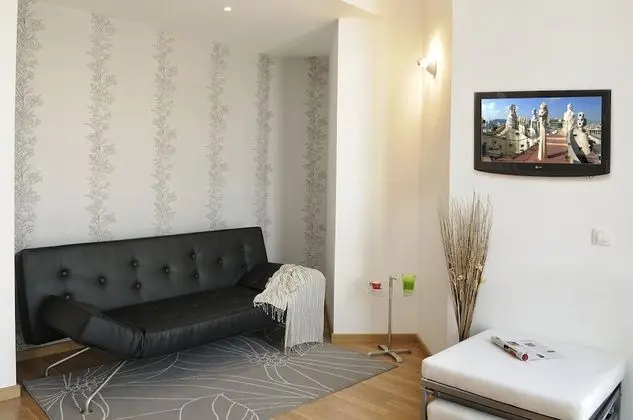 Junior Süit, Balkon