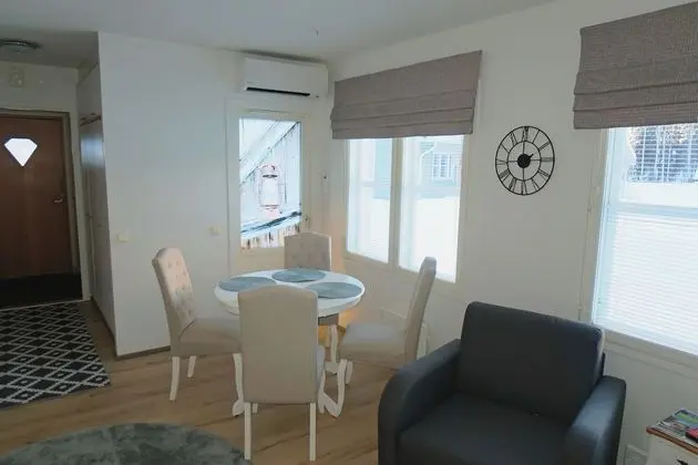 Standard Stüdyo, Sauna, Avlu