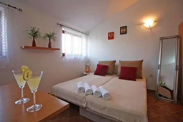 Apart Daire, 1 Yatak Odası (1310/12468)