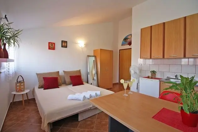 Apart Daire, 1 Yatak Odası (1310/12468)