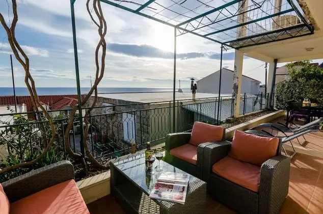 Apart Daire, 2 Yatak Odası, Teras, Deniz Manzaralı