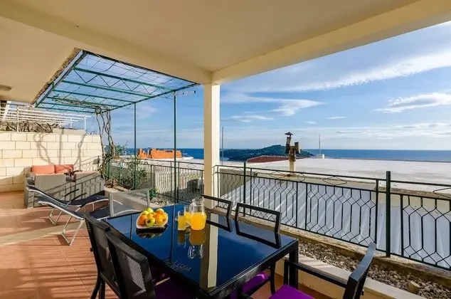 Apart Daire, 2 Yatak Odası, Teras, Deniz Manzaralı