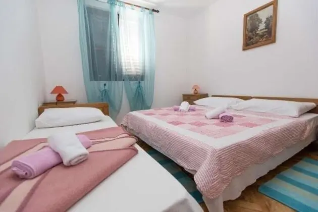 Apart Daire, 2 Yatak Odası (1)