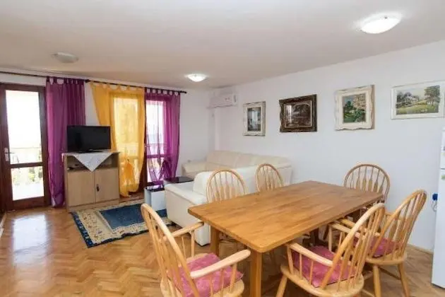 Apart Daire, 2 Yatak Odası (2)