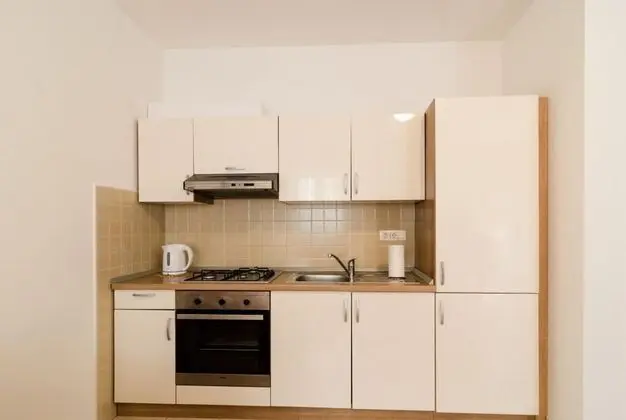 Apart Daire (One-Bedroom Apartment 1)