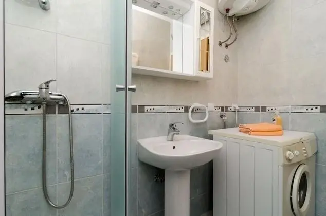 Apart Daire (One-Bedroom Apartment 1)