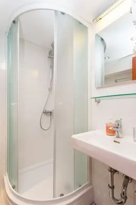 Standard Stüdyo Süit