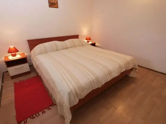 Apart Daire, 2 Yatak Odası (1056/4396)