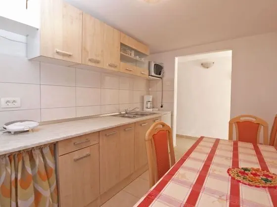 Apart Daire, 2 Yatak Odası (1056/4396)
