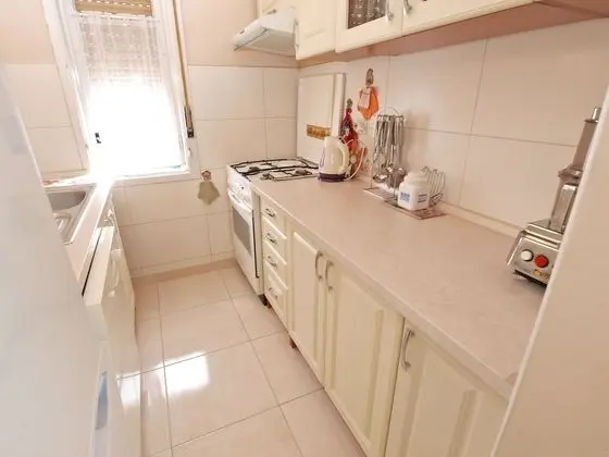 Apart Daire, 2 Yatak Odası (1056/4401)
