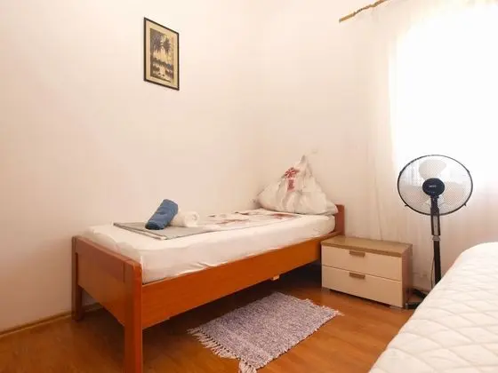 Apart Daire, 2 Yatak Odası (934/2232)