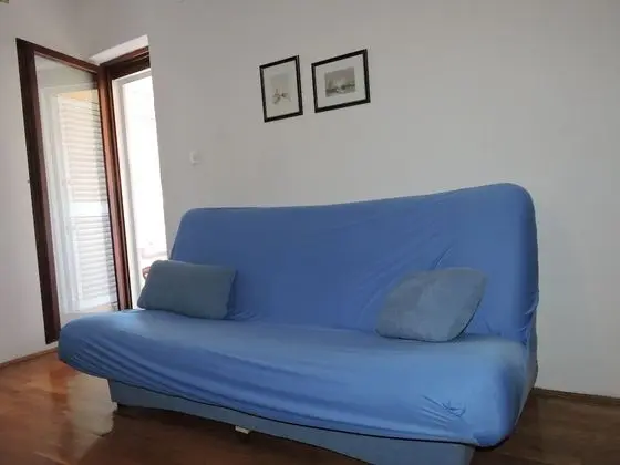 Comfort Apart Daire, Bahçe Manzaralı