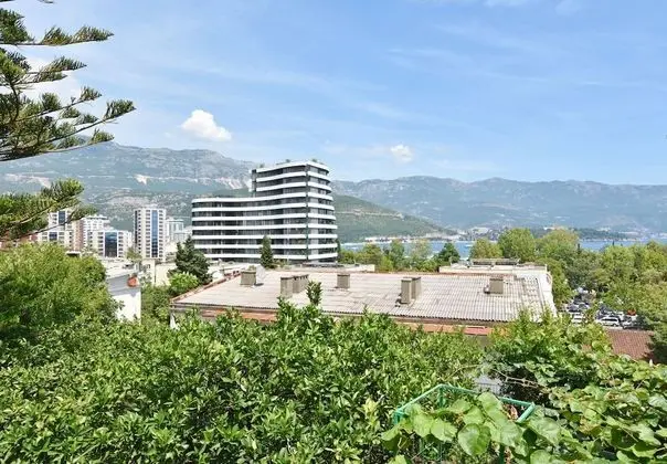 Stüdyo (A4)