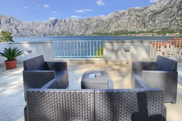 Stüdyo, Balkon