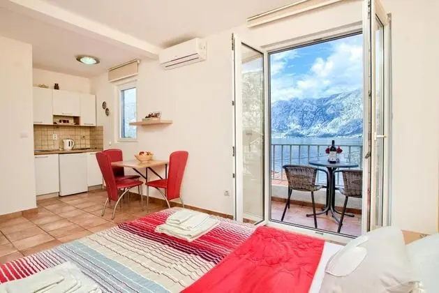 Stüdyo, Deniz Manzaralı