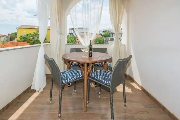 Classic Apartment A1