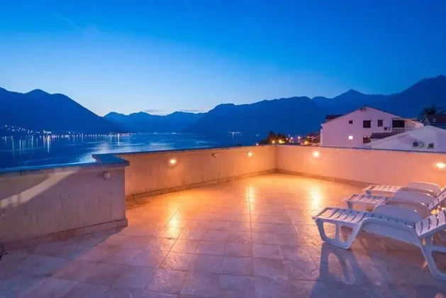 Stüdyo, Deniz Manzaralı
