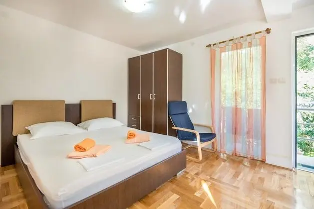 Stüdyo, Deniz Manzaralı