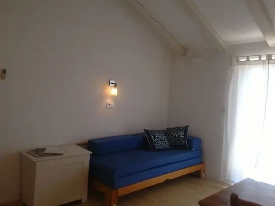 A2 - Apartment with Balcony