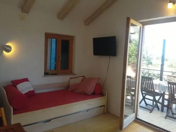 A3 - Apartment with Terrace