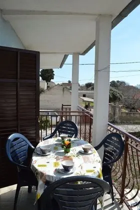 Apart Daire, 1 Çift Kişilik Yatak ve Çekyat