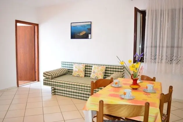 Apart Daire, 1 Çift Kişilik Yatak ve Çekyat