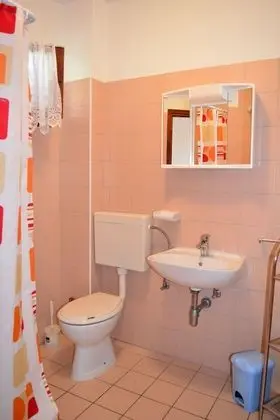 Apart Daire, 1 Çift Kişilik Yatak ve Çekyat