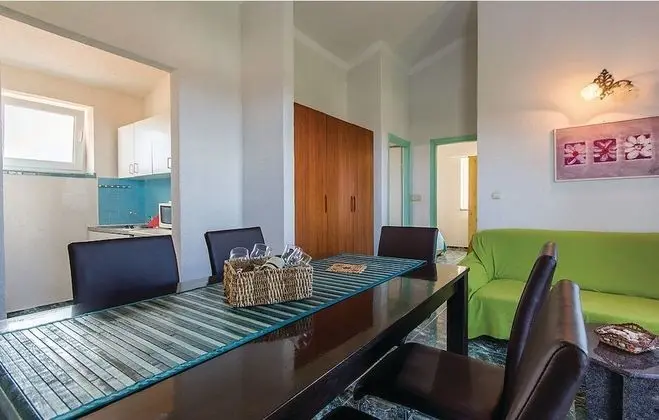 Apart Daire, 2 Yatak Odası (1328/12573)