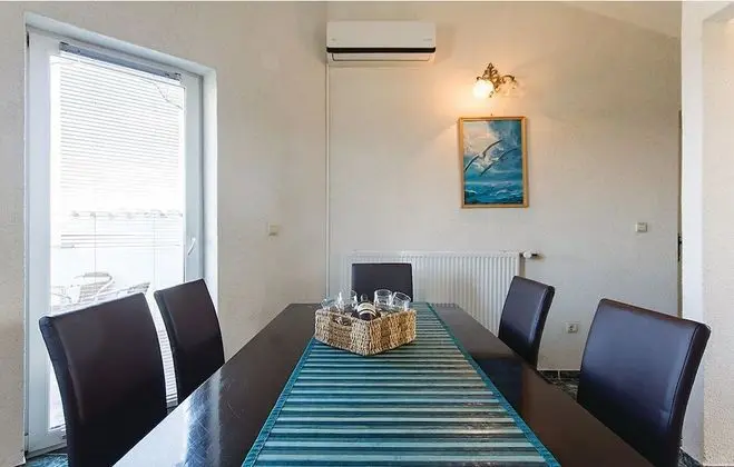 Apart Daire, 2 Yatak Odası (1328/12573)