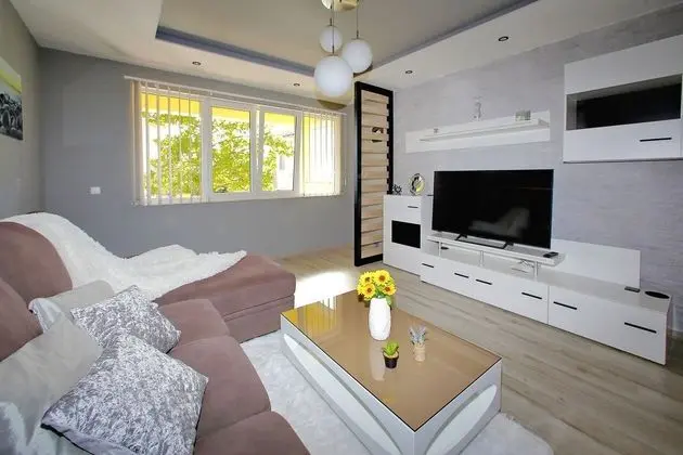 Apart Daire Capacity 6