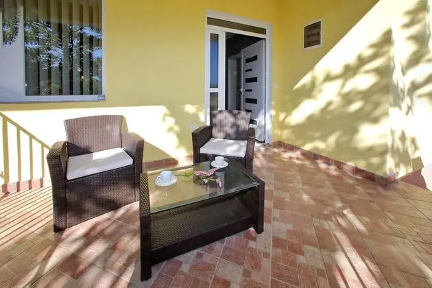 Apart Daire Capacity 6