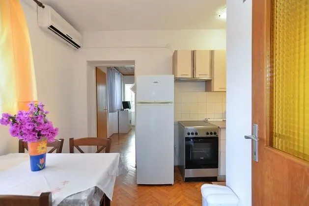 Apart Daire, 2 Yatak Odası (612/1467)