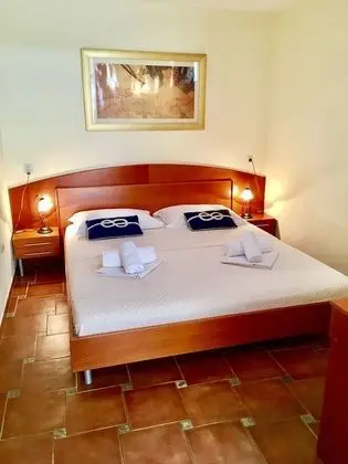 Apart Daire, 1 Yatak Odası, Bahçe Manzaralı (Fontana)