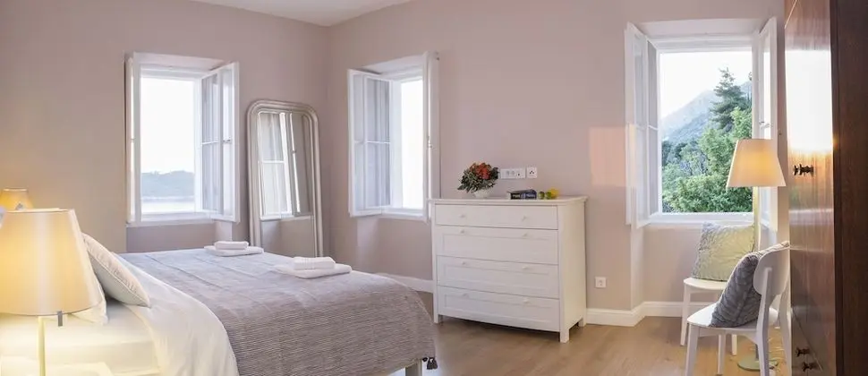 Apart Daire, Deniz Manzaralı