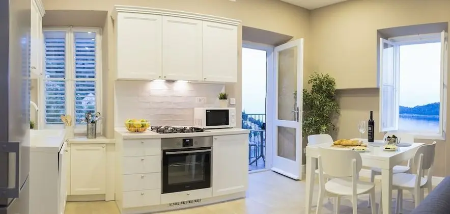 Apart Daire, Deniz Manzaralı