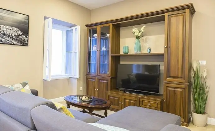 Apart Daire, Deniz Manzaralı