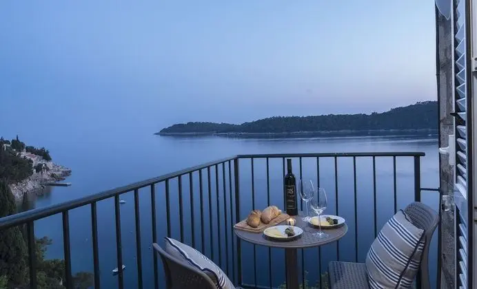 Apart Daire, Deniz Manzaralı